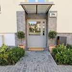 아파트 Sea Suite, 150 Meters To Beach, Balcony, Parking, Lift, Porta Mare Lesne Tarasy