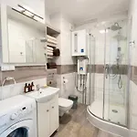 아파트 Sea Suite, 150 Meters To Beach, Balcony, Parking, Lift, Porta Mare Lesne Tarasy