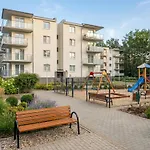 Sea Suite, 150 Meters To Beach, Balcony, Parking, Lift, Leśne Tarasy Apartament Dziwnówek
