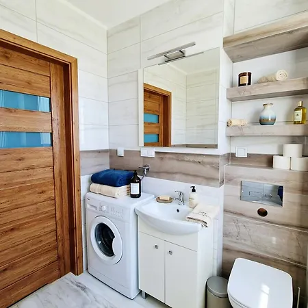 Apartament Sea Suite, 150 Meters To Beach, Balcony, Parking, Lift, Leśne Tarasy *